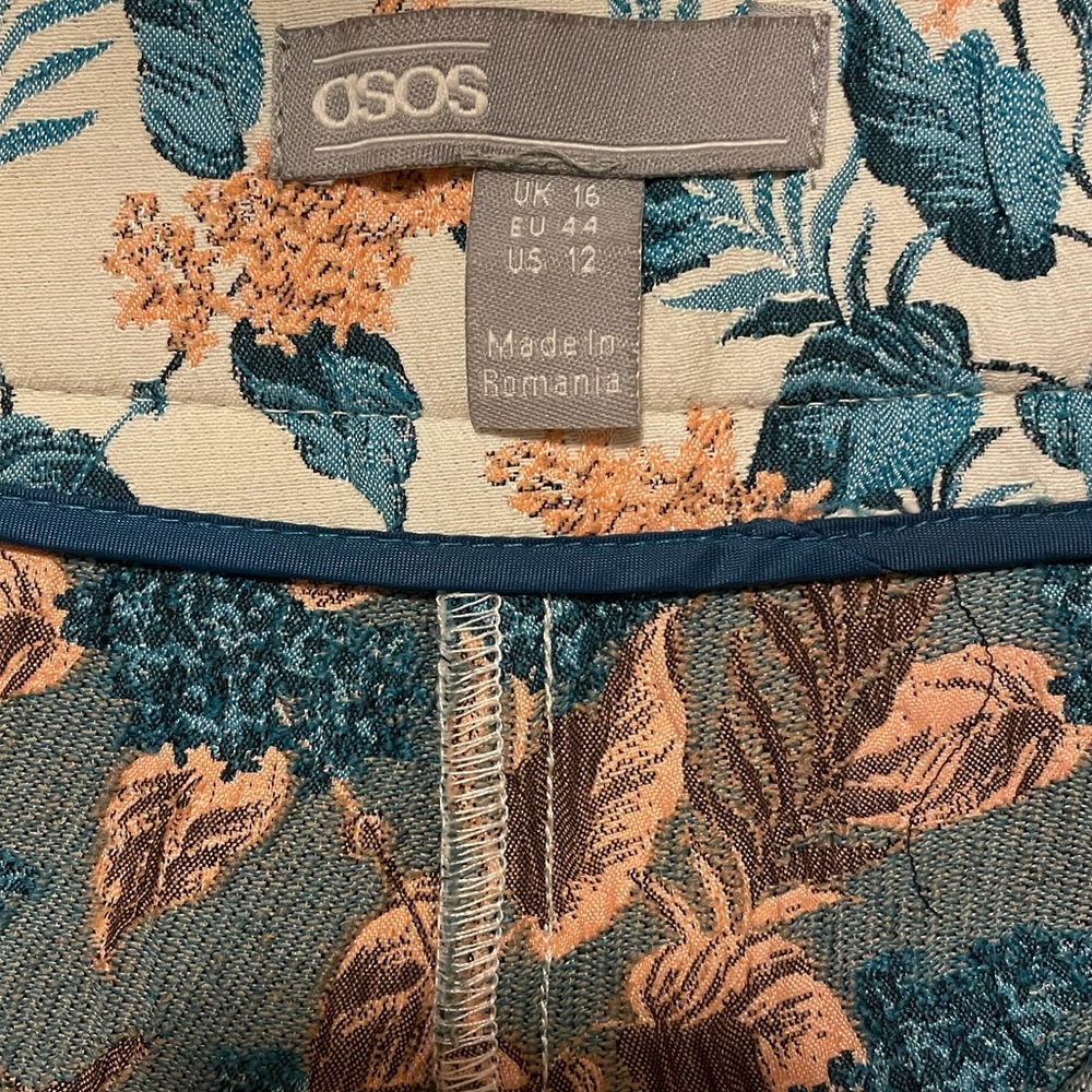 ASOS Embroidered Shorts - Picture 5 of 13
